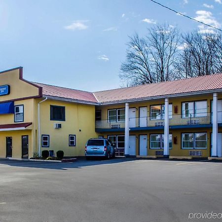 Relax Inn 루이스버그 외부 사진